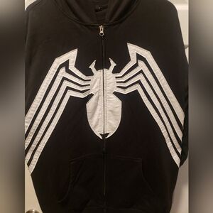 RARE Venom detailed hoodie and long sleeved tshirt. (Hoodie xxl) (tshirt xl)